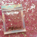 Roze transparant hexagon glitter – 1-3 mm